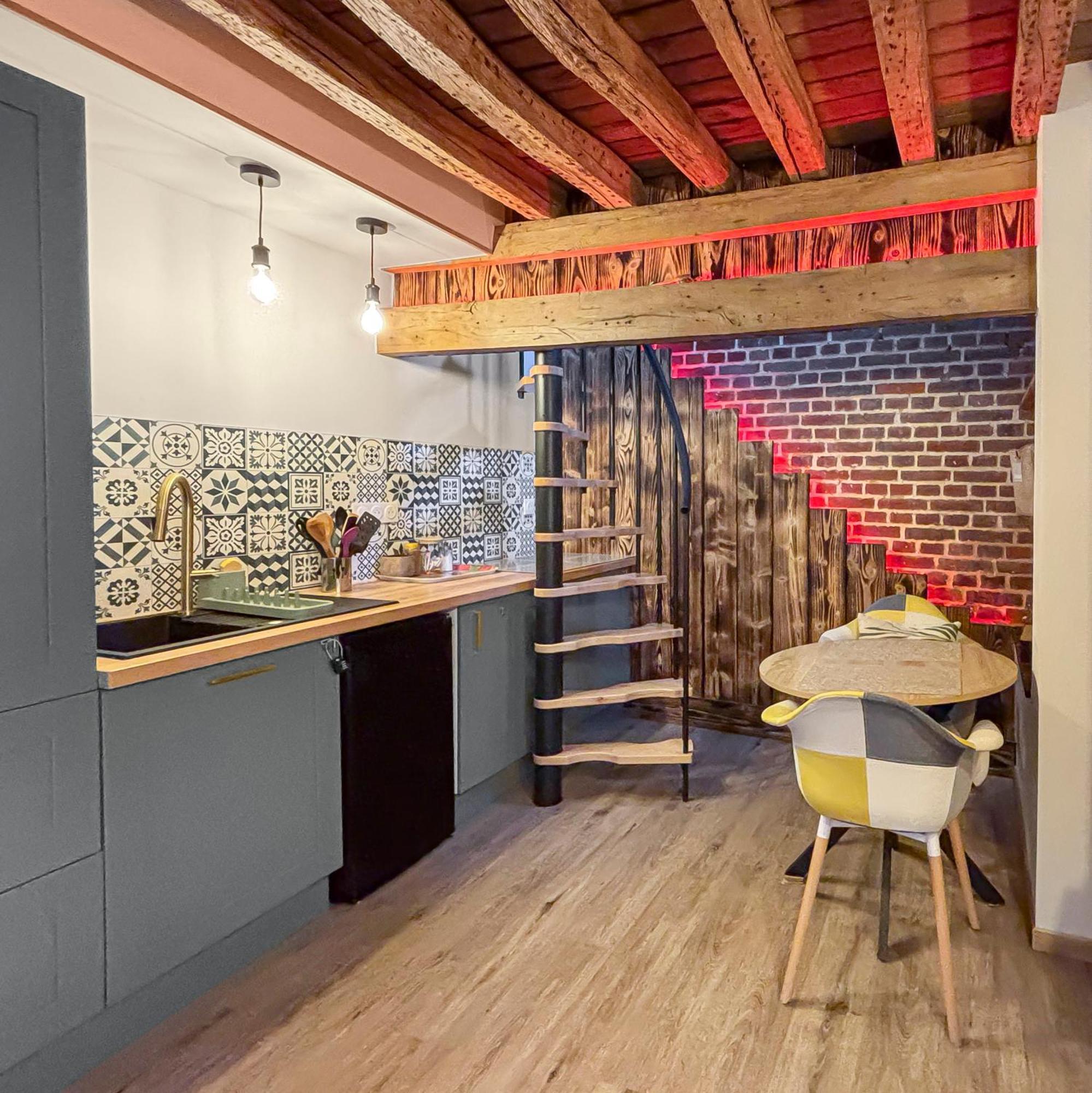 ボーヴェDuplex Cosy Avec Netflix & Amazon Primeアパートメント エクステリア 写真